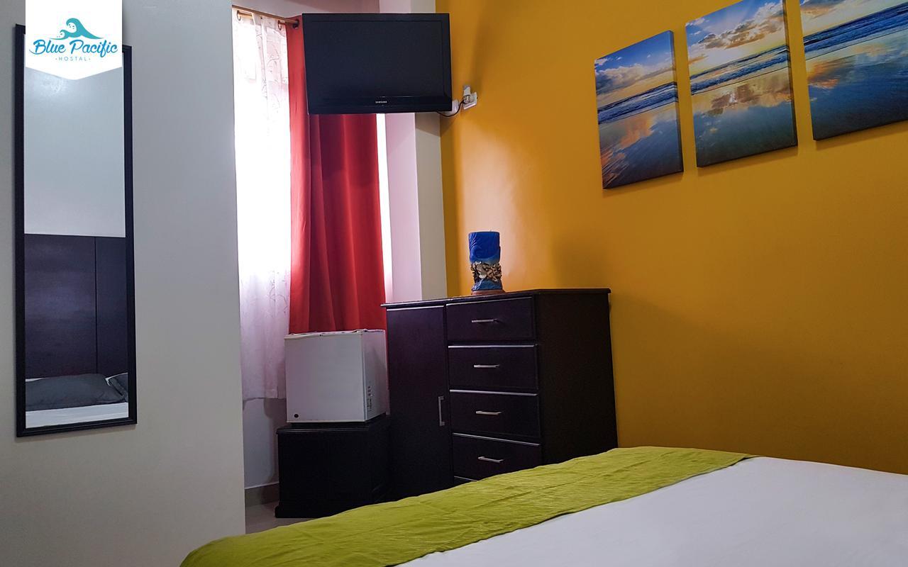 Hostal Blue Pacific Manta Extérieur photo