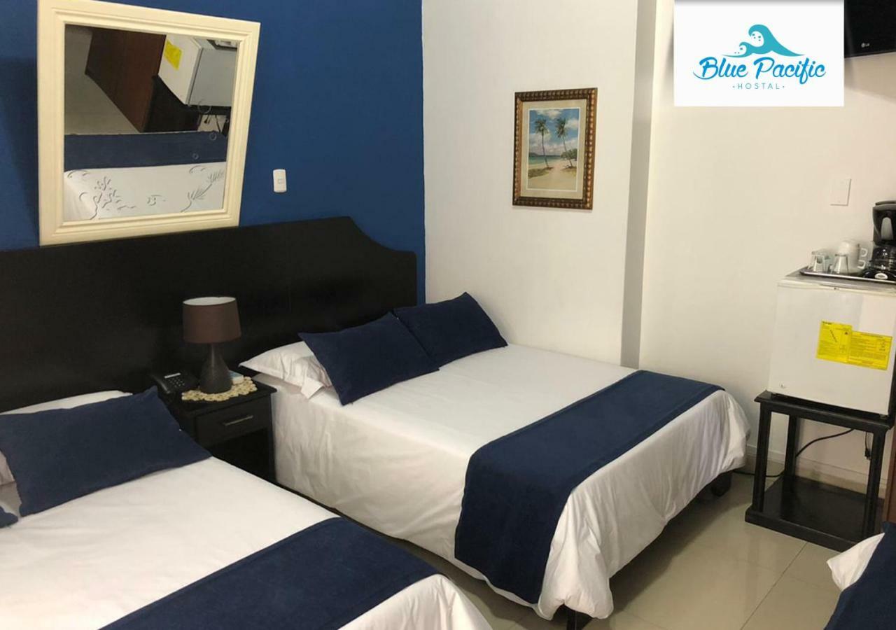 Hostal Blue Pacific Manta Extérieur photo